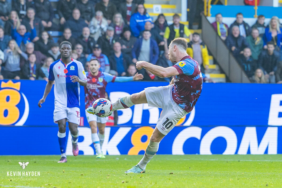 Burnley's Ashley Barnes strikes in the East Lancs derby against Blackburn Rovers, Turf Moor, Burnley. Photo by Kevin Hayden.