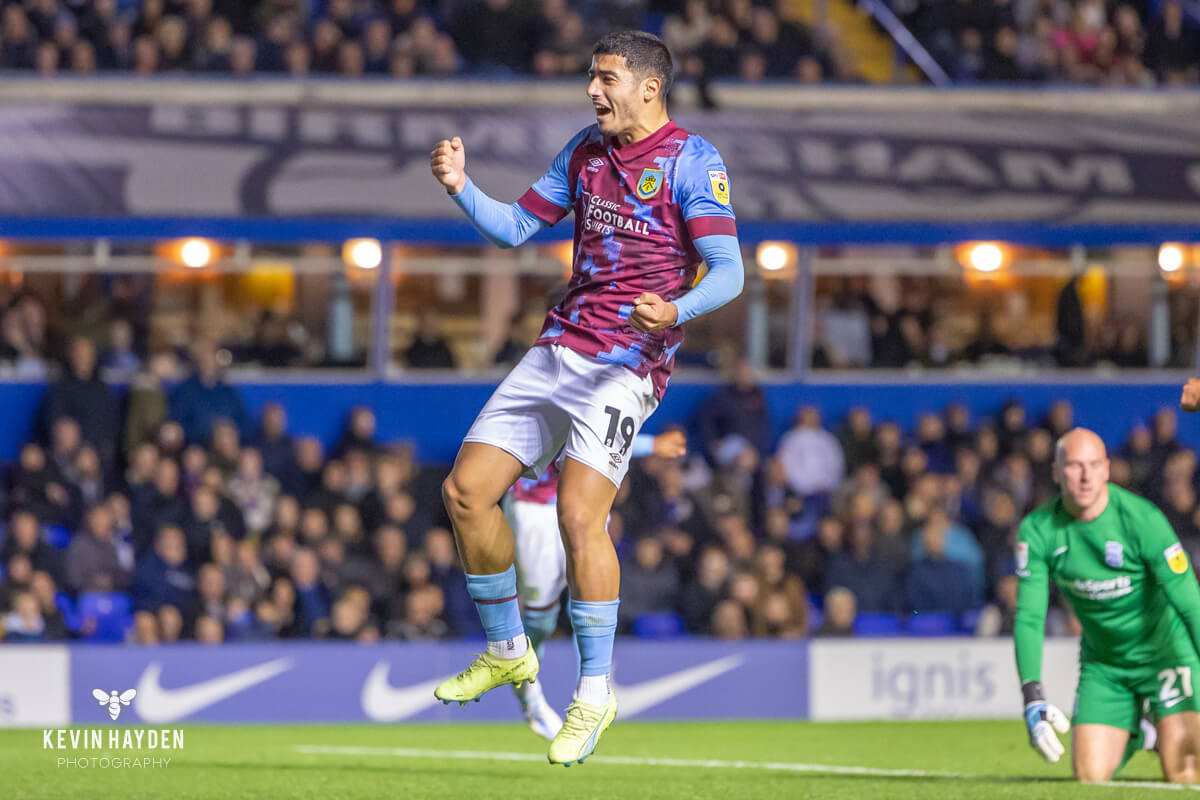 Burnley's Vitinho celebrates Jóhann Gudmundsson goal against Birmingham City in a EFL Championship game at St Andre's, Birmingham. Photo by Kevin Hayden.